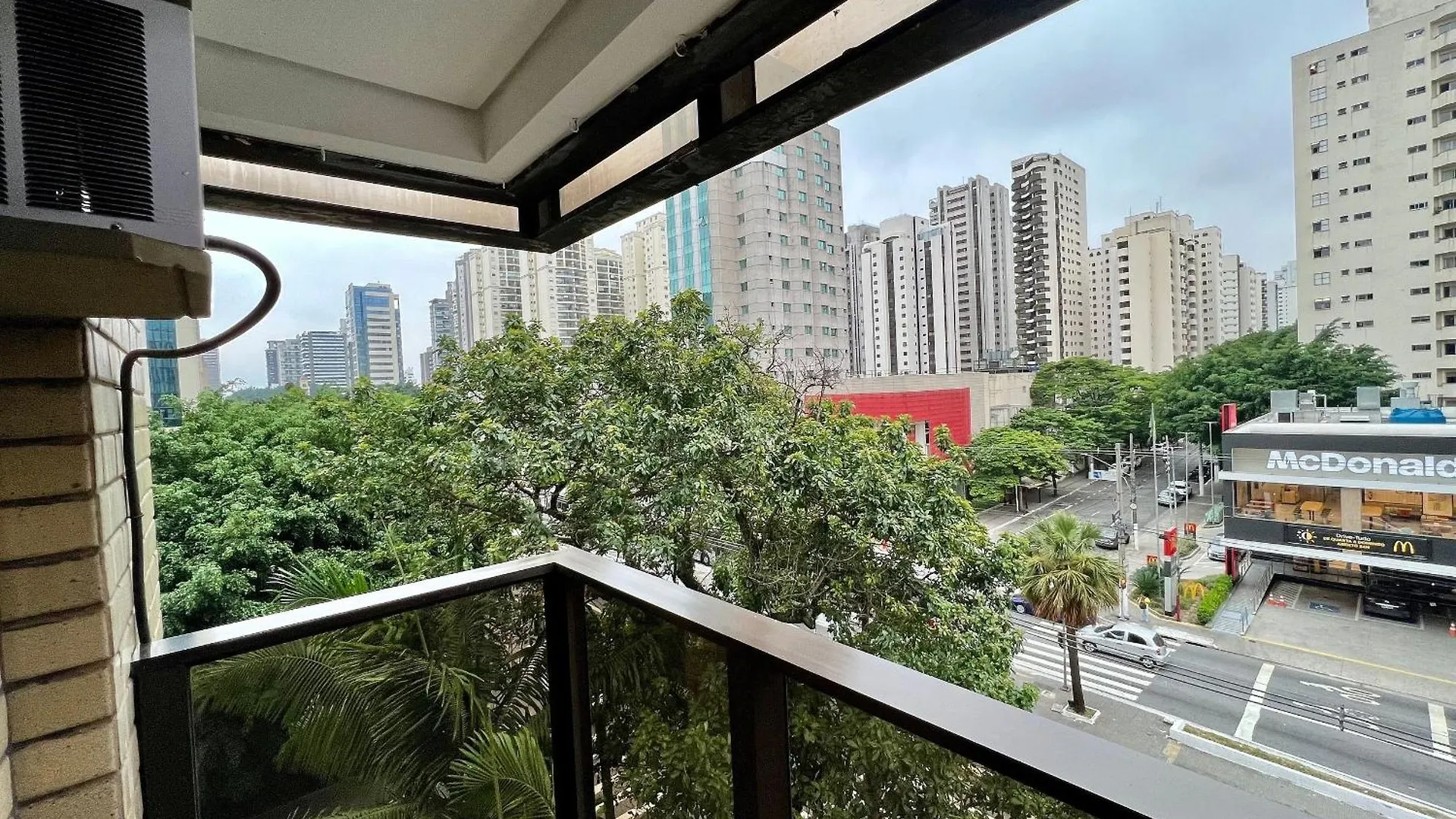 Flat Qi Ibirapuera Internet, Garagem E Arrumacao Sao Paulo Apartment